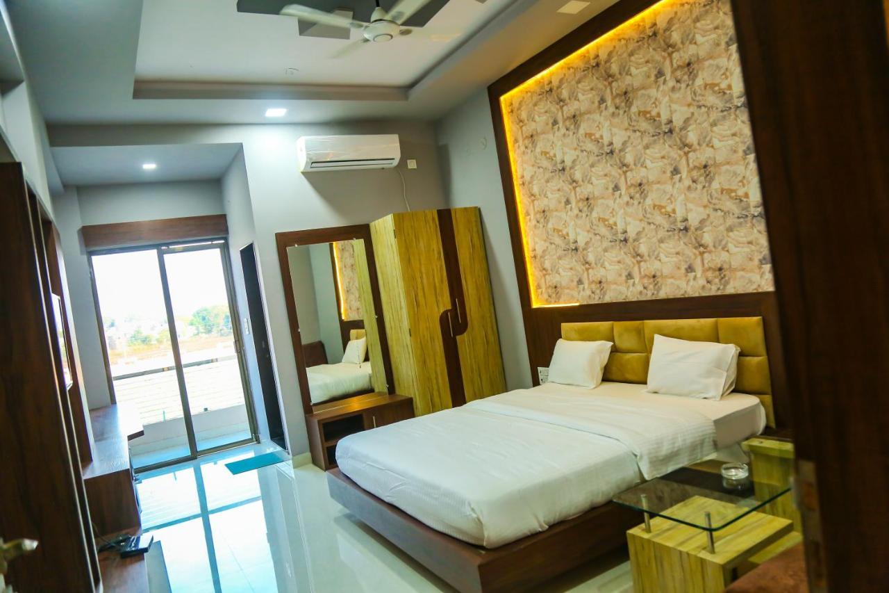 Aashirwad Hotels & Resort Shamgarh Exterior photo