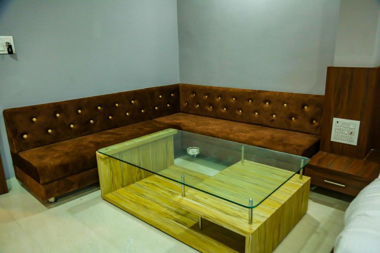 Aashirwad Hotels & Resort Shamgarh Exterior photo
