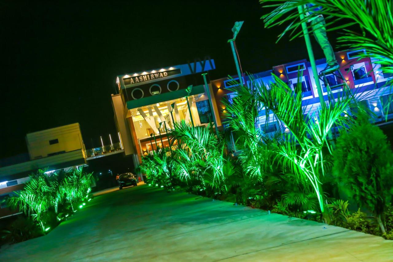 Aashirwad Hotels & Resort Shamgarh Exterior photo