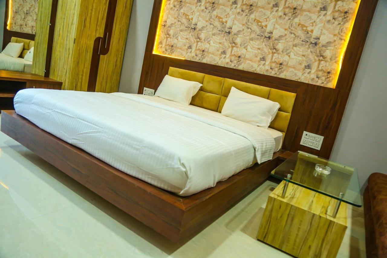 Aashirwad Hotels & Resort Shamgarh Exterior photo